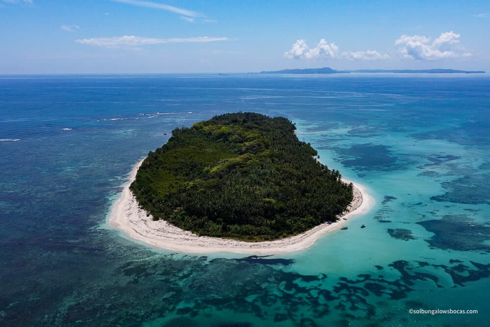 Drone view of Isla Zapatilla 2