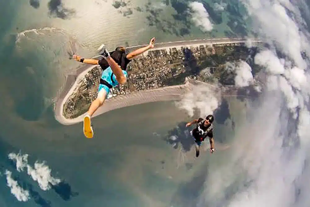 skydiving in panama city