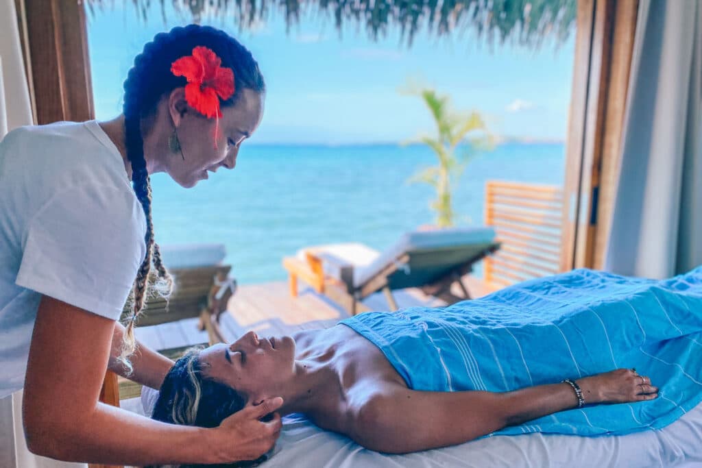 Get a massage in the comfort of your bungalow by the best masseuses in Bocas del Toro.